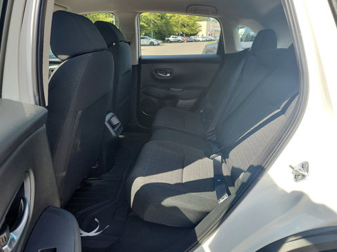 Used 2025 Honda HR-V LX image 11
