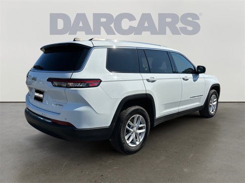 Used 2023 Jeep Grand Cherokee L Laredo image 7
