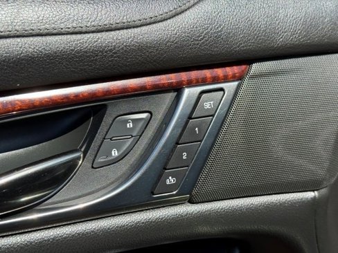 Used 2014 Cadillac CTS Luxury image 10