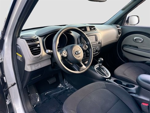 Certified 2017 Kia Soul image 9