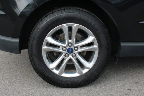 Used 2015 Ford Edge SEL w/ Equipment Group 201A image 38