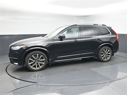 Used 2019 Volvo XC90 T5 Momentum w/ Protection Package Premier image 4