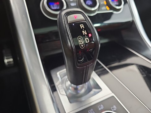 Used 2016 Land Rover Range Rover Sport Supercharged image 18
