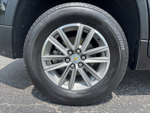 Used 2022 Chevrolet Traverse LT image 10
