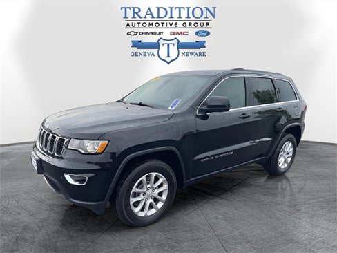 Used 2021 Jeep Grand Cherokee Laredo X image 1