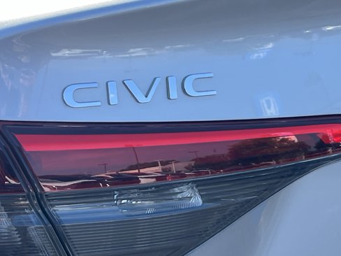 Used 2024 Honda Civic Sport image 5