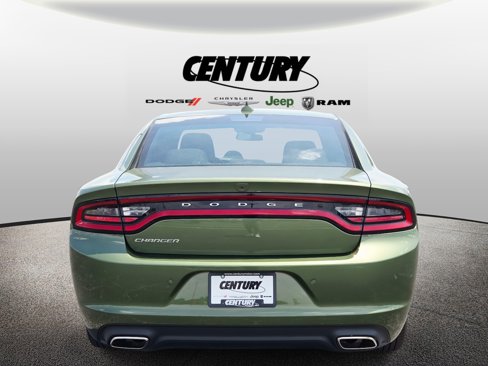 Used 2023 Dodge Charger SXT image 5
