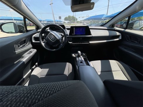 Used 2024 Toyota Prius LE image 27