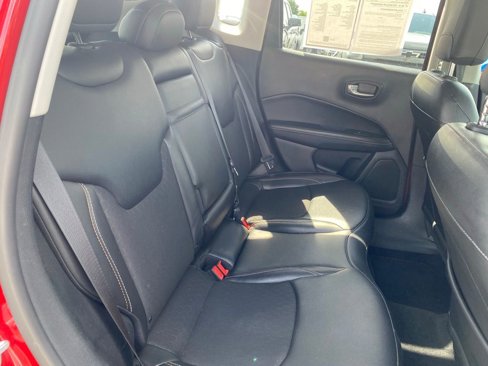 Used 2019 Jeep Compass Latitude w/ Popular Equipment Group image 19