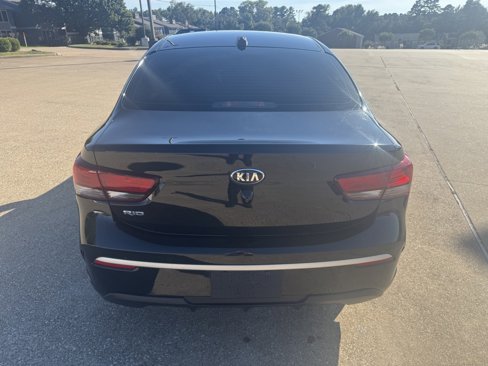 Used 2021 Kia Rio LX image 4