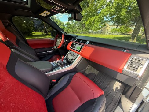 Used 2022 Land Rover Range Rover Sport SVR Carbon Edition image 22
