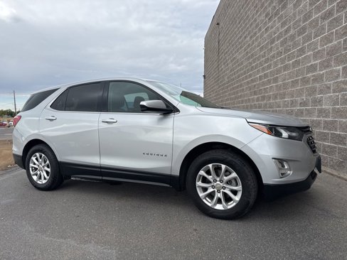 Used 2020 Chevrolet Equinox LT image 1
