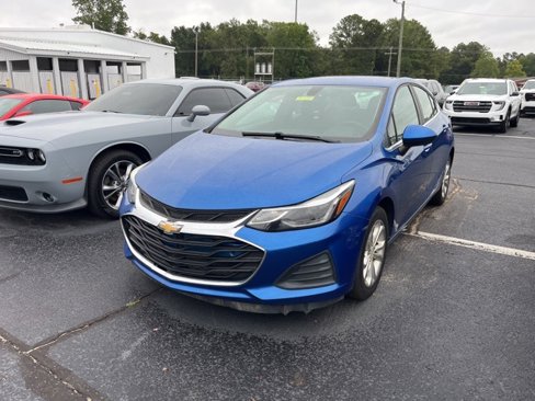 Used 2019 Chevrolet Cruze LT image 2
