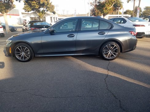 Used 2022 BMW 330i Sedan w/ Driving Assistance Package image 7