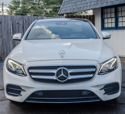 Used 2017 Mercedes-Benz E 300 4MATIC image 8