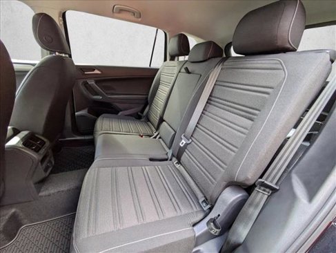 Used 2024 Volkswagen Tiguan S image 15