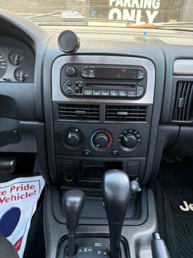 Used 2004 Jeep Grand Cherokee Laredo w/ Convenience Group image 26