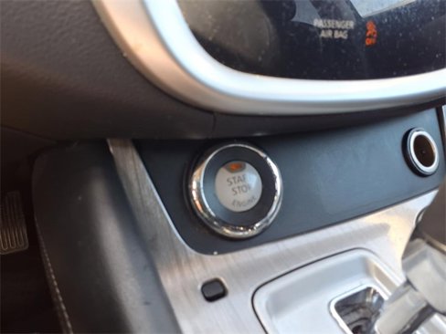 Used 2015 Nissan Murano SV w/ Cargo Package w/Cover image 13
