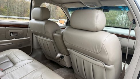 Used 1999 Cadillac De Ville image 27