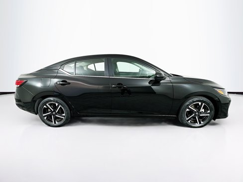 Used 2024 Nissan Sentra SV image 10