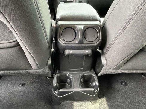 Used 2020 Jeep Wrangler Unlimited Sport S image 26