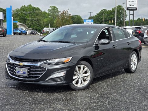 Used 2022 Chevrolet Malibu LT image 2