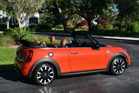 Used 2020 MINI Cooper S image 6
