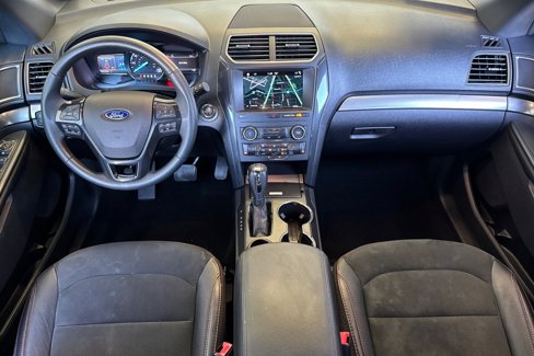 Used 2019 Ford Explorer XLT w/ Equipment Group 202A image 13