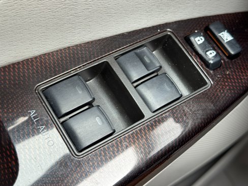 Used 2009 Toyota Venza AWD image 16
