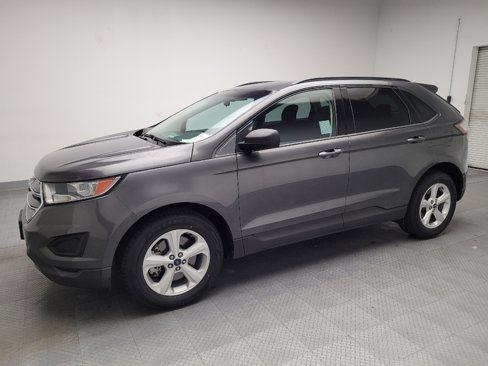Used 2017 Ford Edge SE image 2
