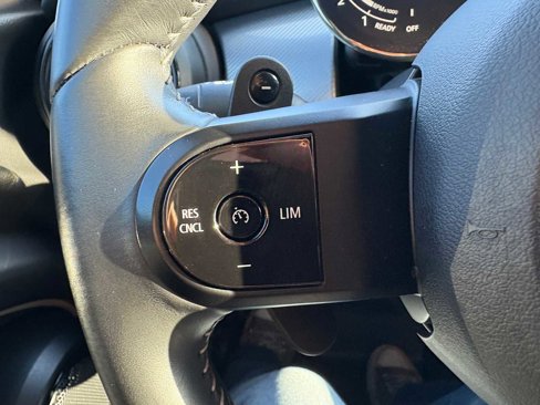 Used 2022 MINI Cooper S image 29
