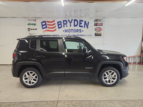 Used 2015 Jeep Renegade Latitude w/ Trailer Tow Group image 1