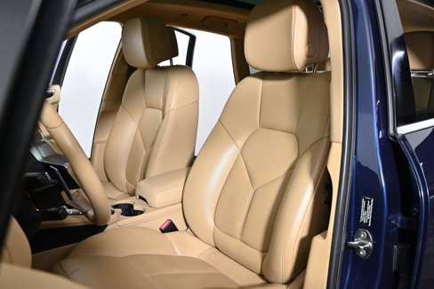 Used 2015 Porsche Macan S image 27