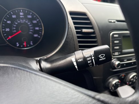Used 2016 Kia Forte LX image 19