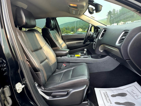 Used 2020 Dodge Durango SXT image 32