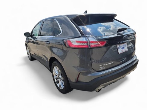 Used 2024 Ford Edge Titanium image 3