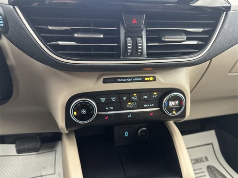 Used 2020 Ford Escape SEL image 16