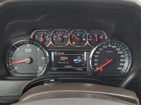 Used 2019 Chevrolet Suburban LT image 32