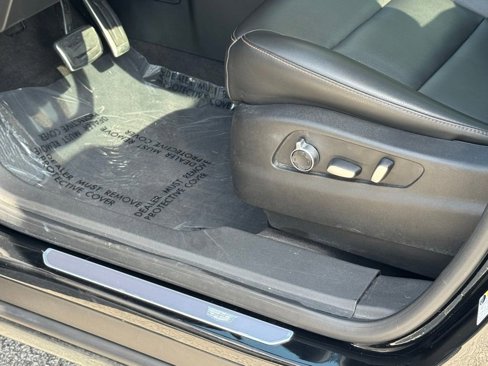 Used 2019 Cadillac XT4 Sport w/ Cold Weather Package image 23