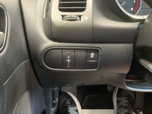 Used 2018 Kia Forte LX w/ LX Rear Camera Package image 34