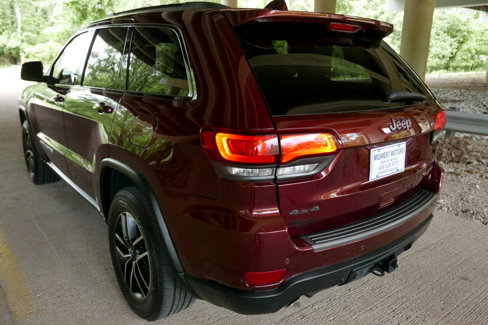 Used 2019 Jeep Grand Cherokee Trailhawk image 32