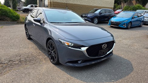 Used 2025 MAZDA MAZDA3 s image 3