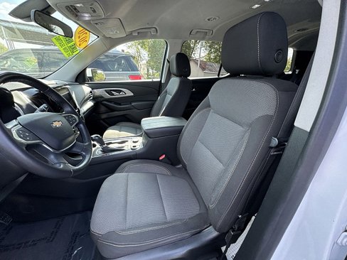 Certified 2020 Chevrolet Traverse LT image 16