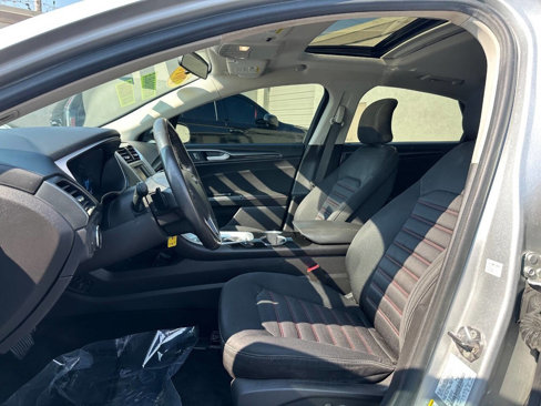 Used 2016 Ford Fusion SE w/ Equipment Group 201A image 13