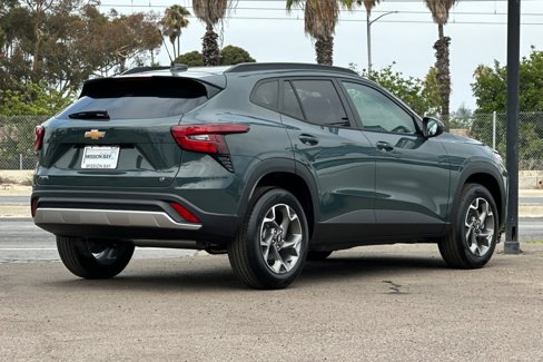 New 2025 Chevrolet Trax LT w/ LT Convenience Package image 4