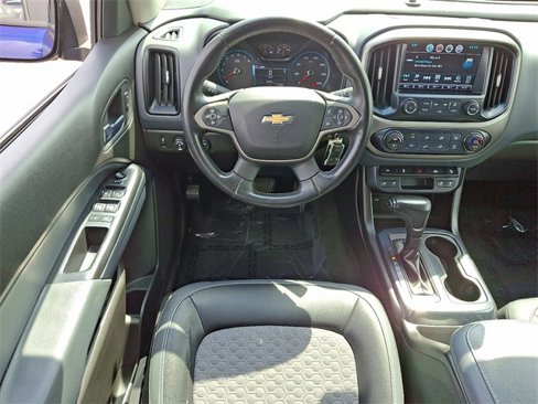 Used 2017 Chevrolet Colorado Z71 image 11