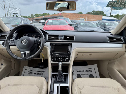 Used 2012 Volkswagen Passat TDI SE image 17