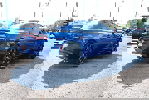 Used 2021 Dodge Charger SXT w/ Blacktop Package image 5