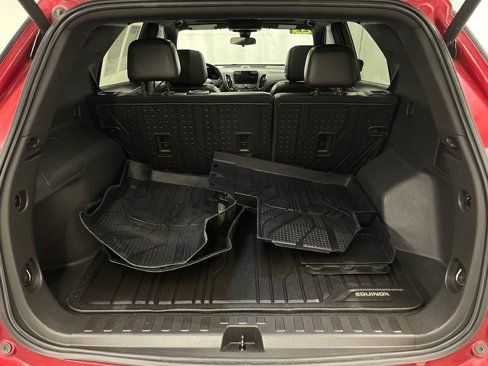 Used 2022 Chevrolet Equinox RS w/ RS Leather Package image 5