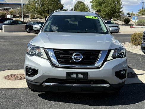 Used 2019 Nissan Pathfinder SL image 3